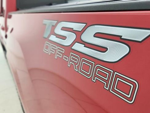 Used 2020 Toyota Tacoma SR image 19