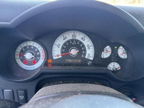 Used 2014 Toyota FJ Cruiser Base w/ Upgrade Package image 2