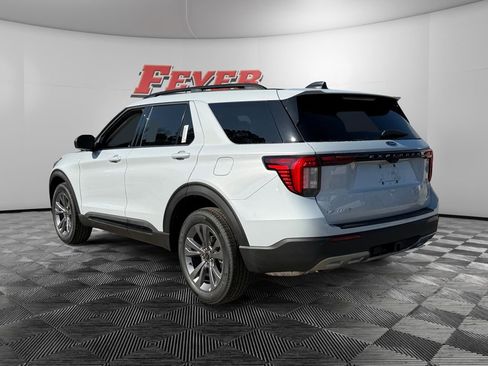 New 2026 Ford Explorer Active w/ Active Comfort Package image 3