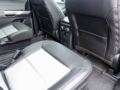 Used 2023 Ford Explorer XLT w/ Equipment Group 202A image 15