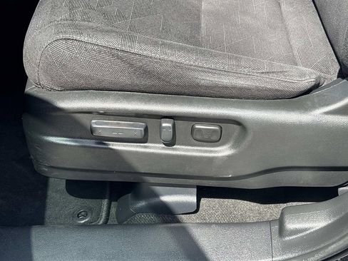 Used 2022 Honda Pilot Sport image 10
