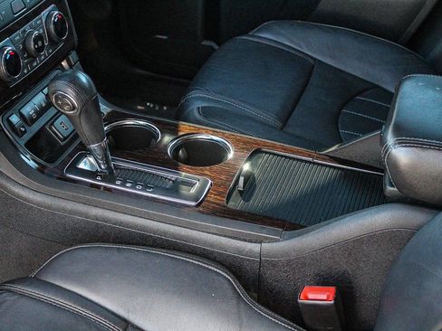 Used 2017 Chevrolet Traverse Premier image 22