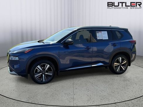 Used 2023 Nissan Rogue Platinum AWD/4WD image 3