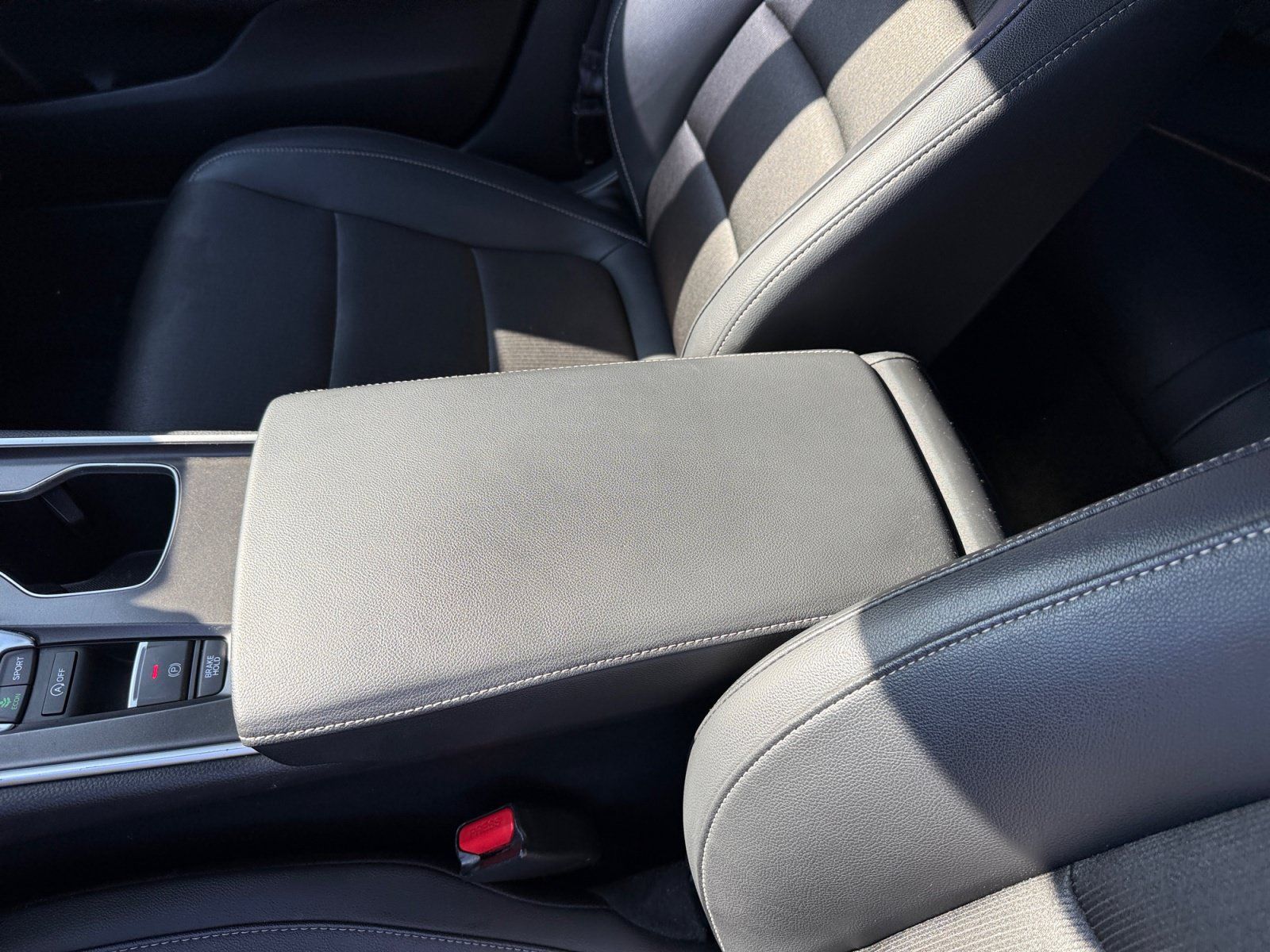 Used 2022 Honda Accord Sport image 14