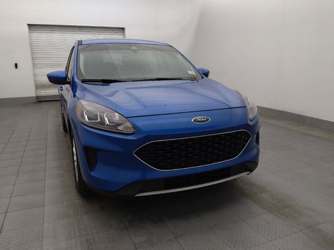Used 2020 Ford Escape SE image 14