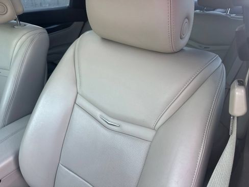 Used 2013 Cadillac XTS Luxury FWD image 4