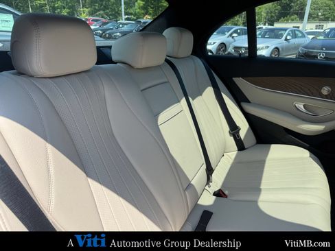Certified 2022 Mercedes-Benz E 450 4MATIC Sedan image 28