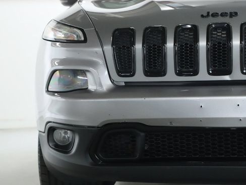 Used 2016 Jeep Cherokee High Altitude w/ Luxury Group AWD/4WD image 6