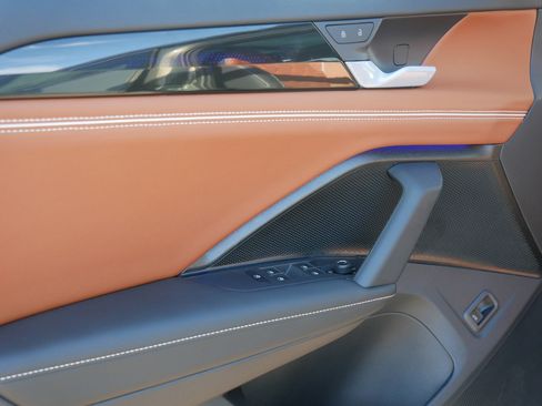 New 2026 Volkswagen Tiguan SEL R-Line image 4