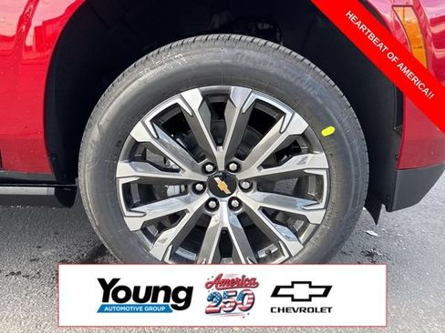 New 2026 Chevrolet Suburban High Country AWD/4WD image 9