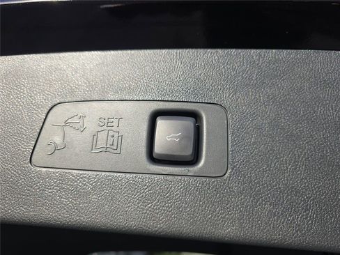 New 2026 Lincoln Corsair Reserve image 22