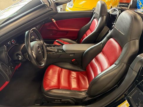 Used 2010 Chevrolet Corvette Grand Sport w/ Preferred Equipment Group RWD image 12
