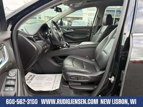 Used 2021 Buick Enclave Avenir w/ Avenir Technology Package AWD/4WD image 9