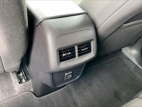 Used 2022 Chevrolet Equinox LT AWD/4WD image 15