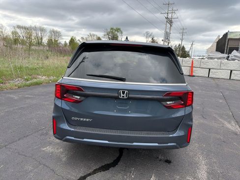 Used 2025 Honda Odyssey EX-L image 5