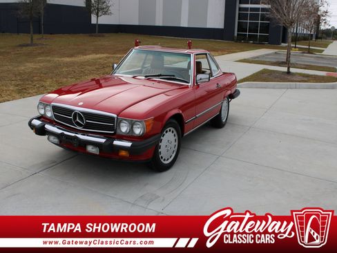 Used 1988 Mercedes-Benz 560 SL image 1