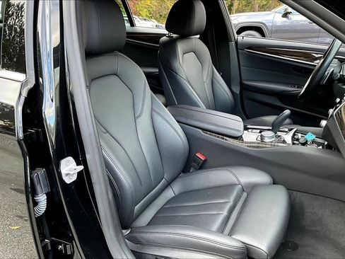 Used 2018 BMW 530i image 8