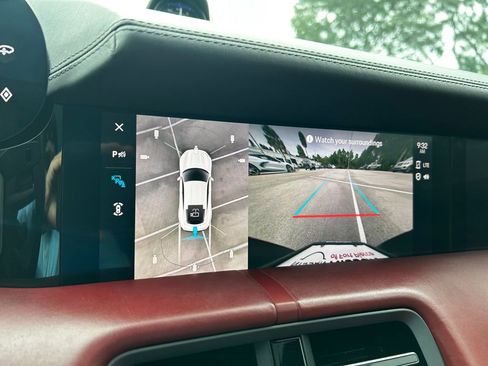 Used 2020 Porsche Taycan Turbo S image 33