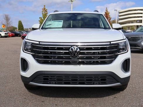 New 2026 Volkswagen Atlas SE image 2