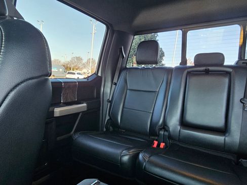 Used 2019 Ford F250 Lariat w/ Chrome Package image 23