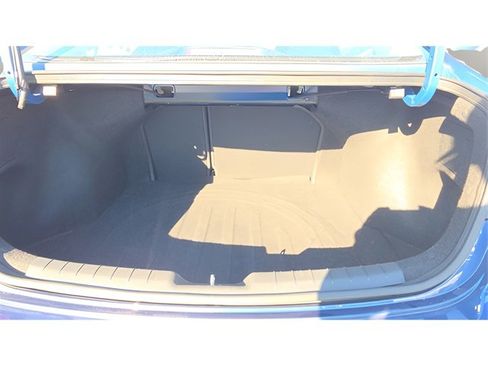 Used 2019 Hyundai Elantra SE image 16