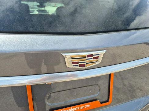 Used 2020 Cadillac XT6 Premium Luxury AWD/4WD image 29