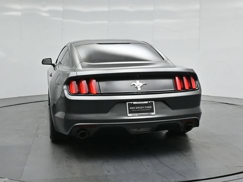 Certified 2017 Ford Mustang Coupe RWD image 24