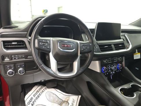 Certified 2022 GMC Yukon XL SLT w/ SLT Luxury Package image 11