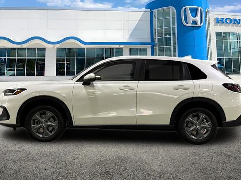 New 2026 Honda HR-V LX image 2
