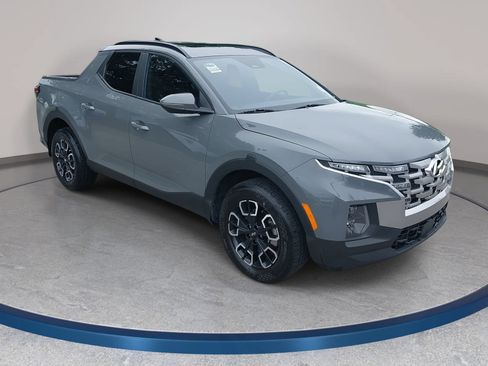 Used 2023 Hyundai Santa Cruz SEL Premium AWD/4WD image 3