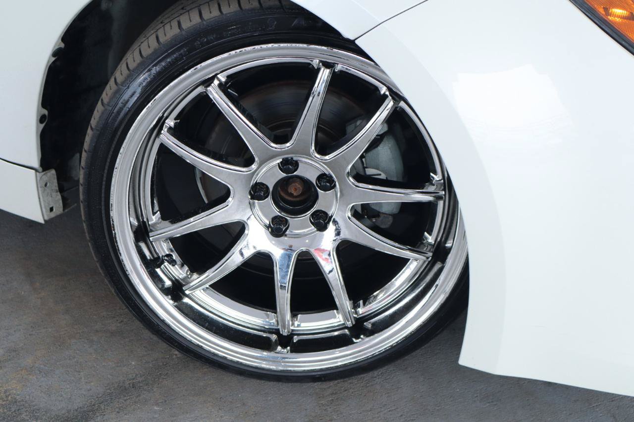 Used 2020 Toyota Corolla XSE FWD image 5