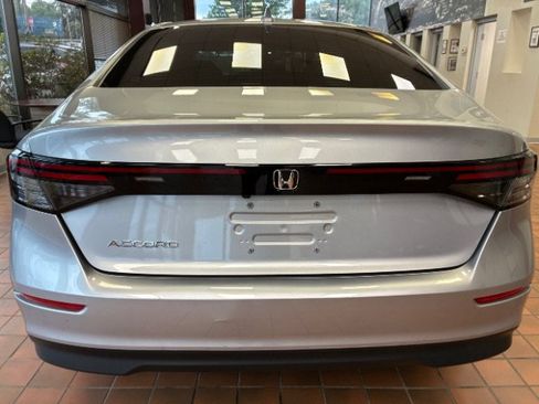 Used 2024 Honda Accord EX image 12