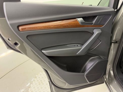 Certified 2023 Audi Q5 2.0T Premium w/ Convenience Package image 25