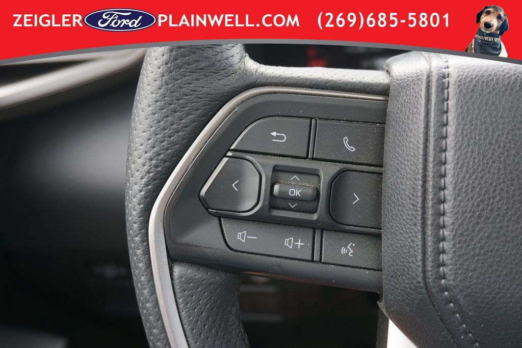Used 2025 Toyota Tundra Limited AWD/4WD image 20