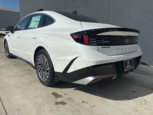 New 2026 Hyundai Sonata Limited FWD image 6