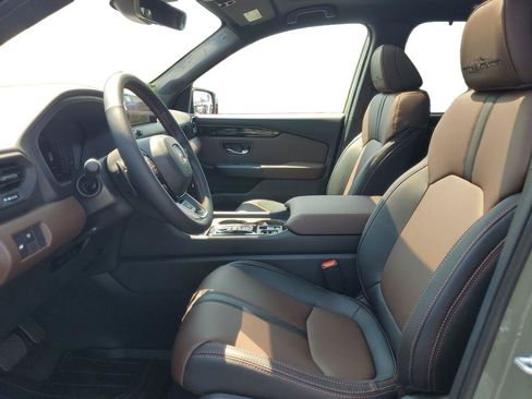 New 2026 Honda Pilot TrailSport image 11