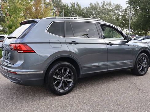 Certified 2023 Volkswagen Tiguan SE FWD image 8