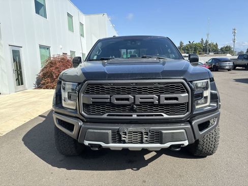 Used 2017 Ford F150 Raptor w/ Equipment Group 802A Luxury AWD/4WD image 7