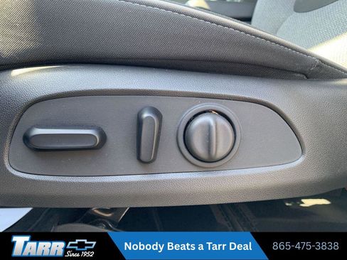 Used 2022 Chevrolet TrailBlazer LT w/ Convenience Package FWD image 14