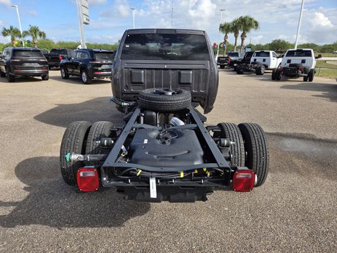 New 2026 RAM 3500 Tradesman image 28