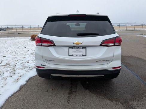 Used 2024 Chevrolet Equinox Premier image 8