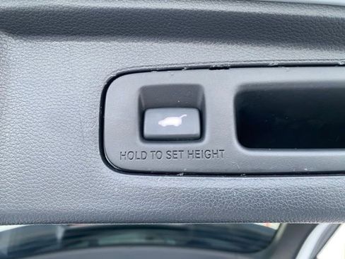 Used 2023 Honda CR-V Sport Touring image 10