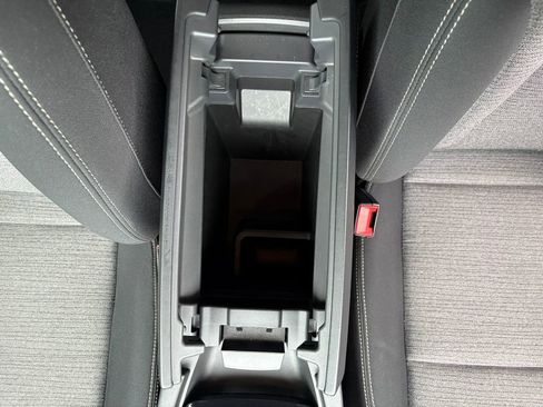 Certified 2023 Nissan Rogue SV image 21