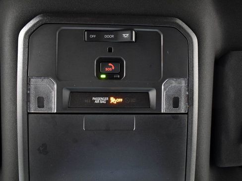 Certified 2025 Toyota Tacoma TRD Sport image 26