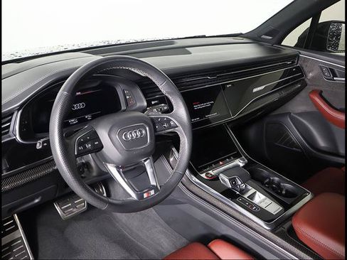 Used 2021 Audi SQ7 Prestige w/ Prestige Package AWD/4WD image 6