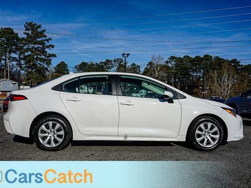 Used 2023 Toyota Corolla LE image 9