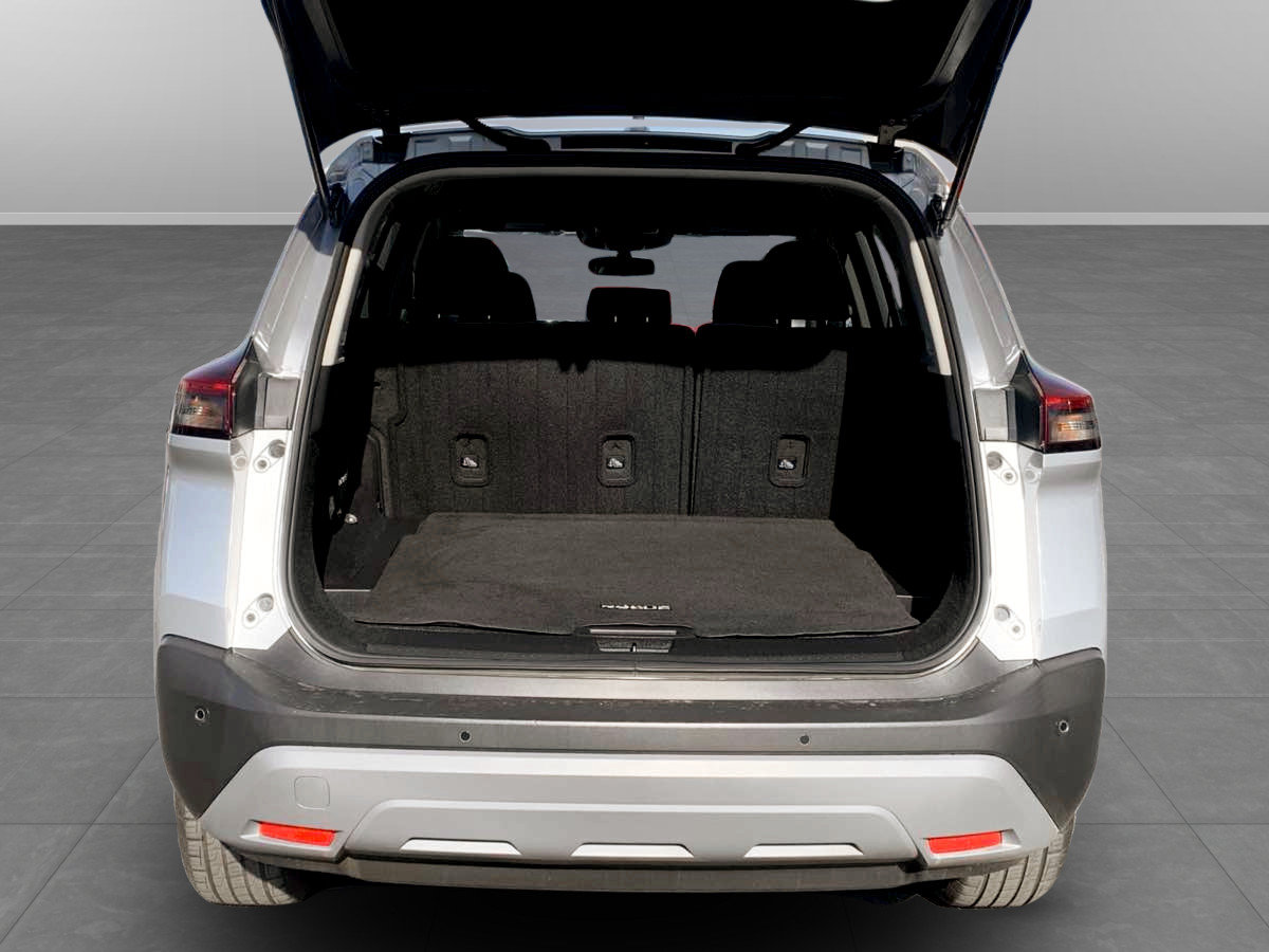 Used 2023 Nissan Rogue SV FWD image 12