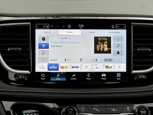 New 2026 Chrysler Pacifica Select image 12