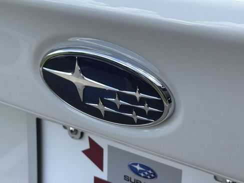 Certified 2025 Subaru Legacy Premium w/ Popular Package #1A AWD/4WD image 9