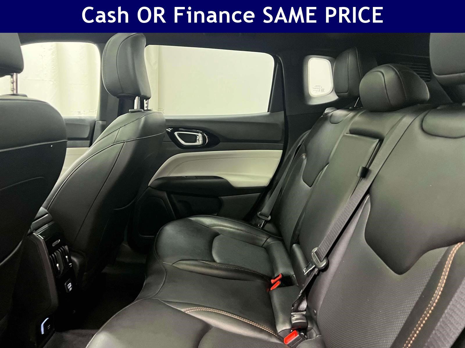 Certified 2023 Jeep Compass Limited w/ Sun and Sound Group AWD/4WD image 14